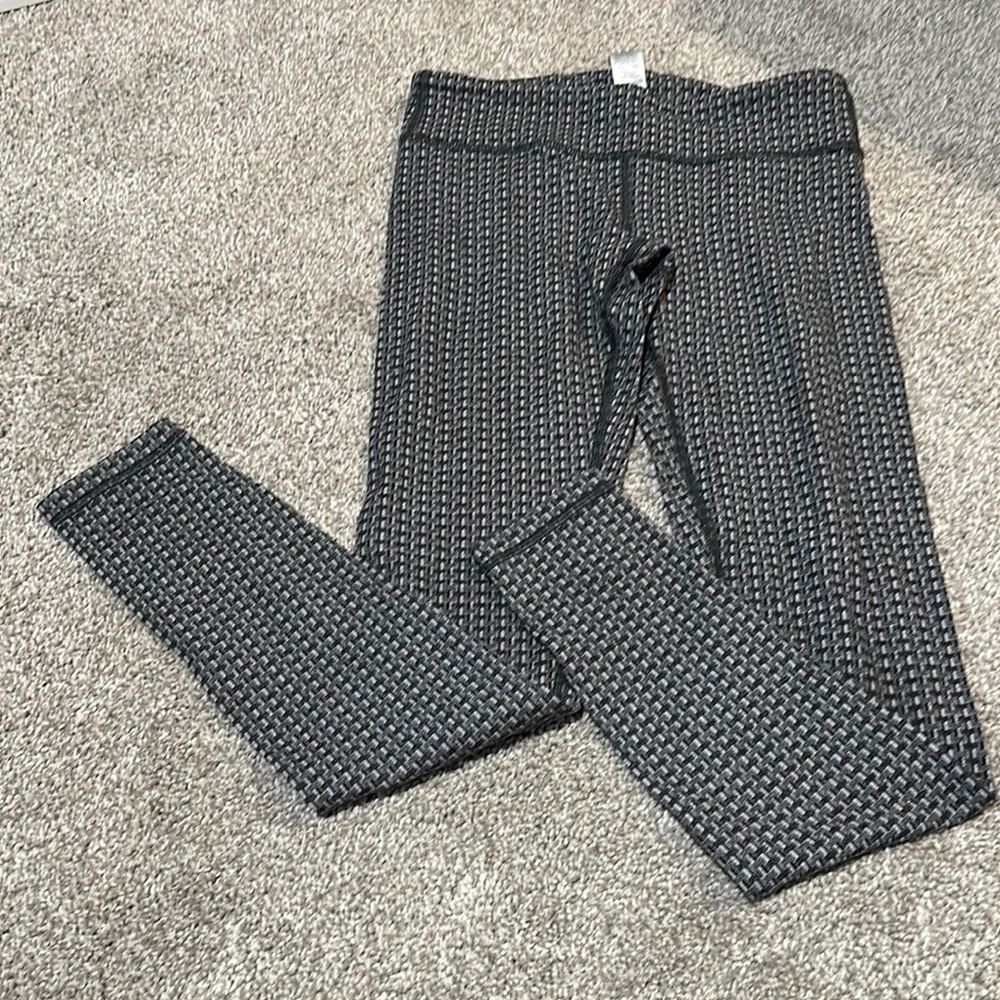 Ivivva by‎ Lululemon patterned leggings girls size 10